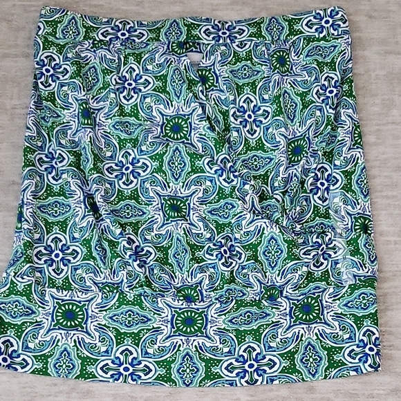 Old Navy Tops - Old Navy Green and Blue Patterned Top
